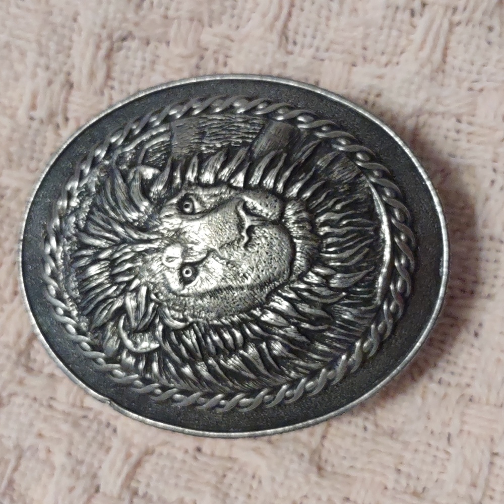 Vintage Heritage Pewter Trinket Box, velvet lining.